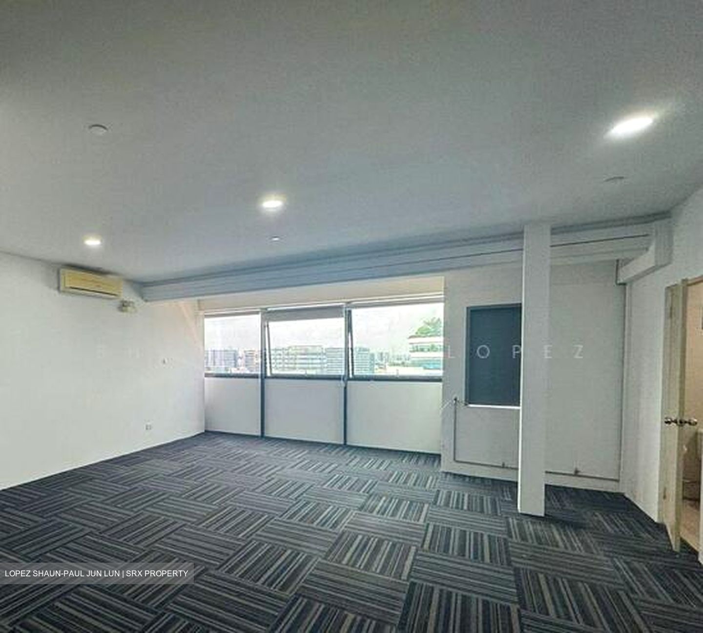 Oxley Bizhub (D14), Factory #526042581